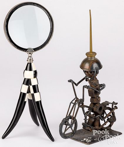 MODERN TABLETOP MAGNIFYING GLASS,