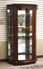 MODERN TRADITIONAL STYLE CURIO