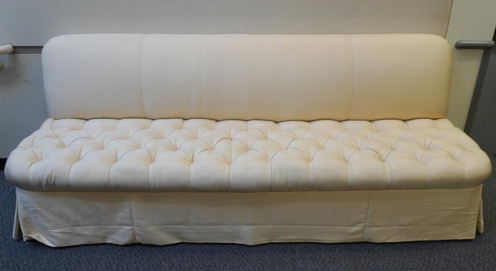 MODERN TUFTED BEIGE WEAVE