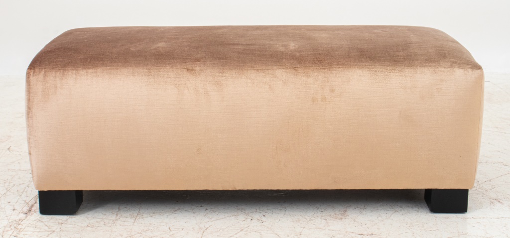 MODERN UPHOLSTERED TAUPE BENCH
