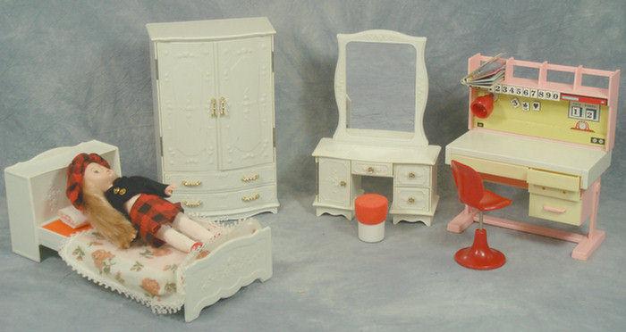 Modern Vogue Ginny Doll boxed