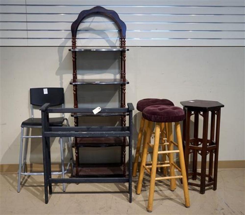 MODERN WOOD ETAGèRE, HEXAGONAL
