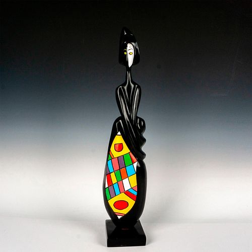 MODERN WOODEN FOLK ART SCULPTUREA