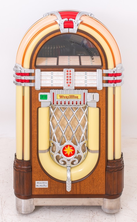 MODERN WURLITZER JUKEBOX, TYPE MB