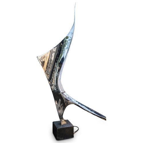 MODERNIST ABSTRACT METAL GARDEN