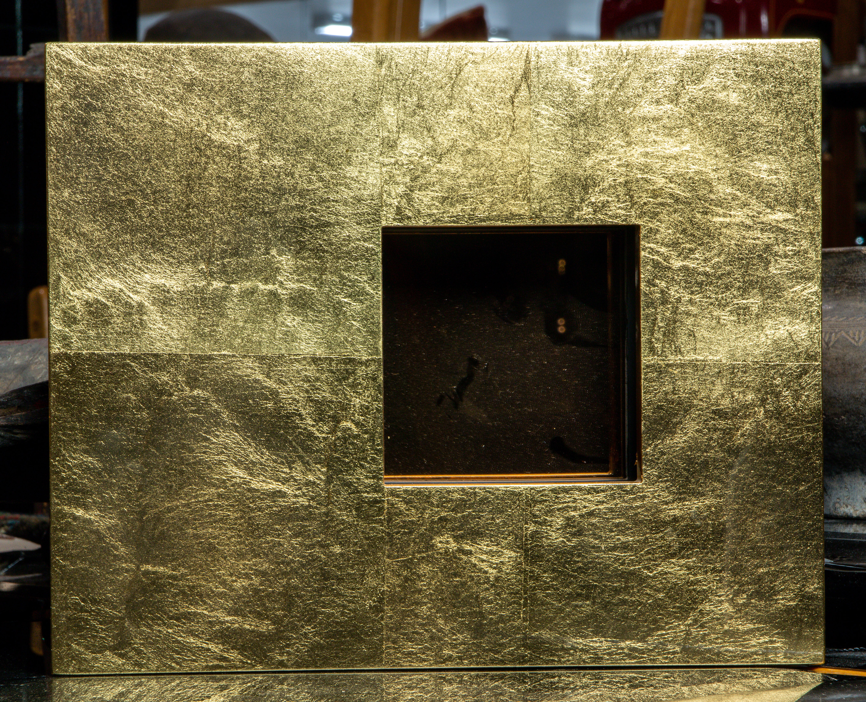 MODERNIST FLOATING FRAME