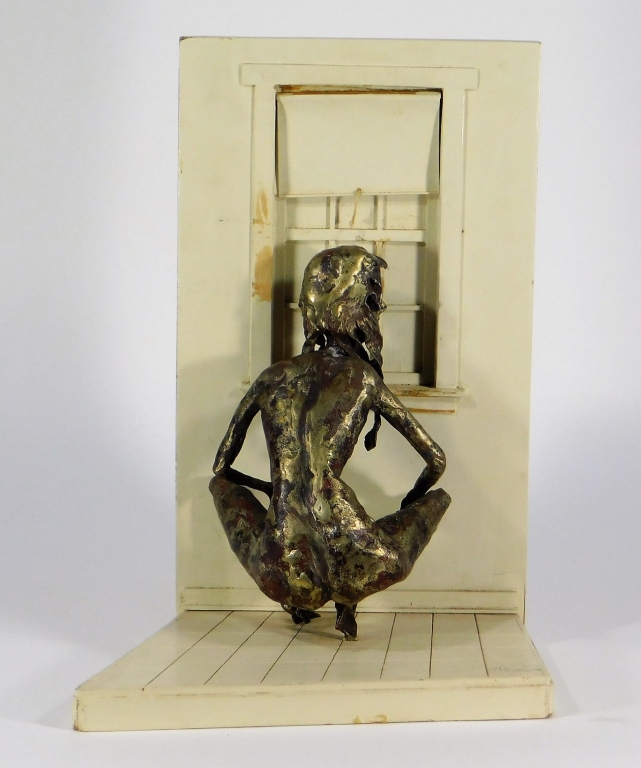 MODERNIST METAL SCULPTURE OF NUDE