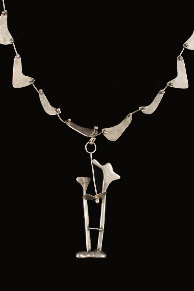 MODERNIST SILVER NECKLACE -