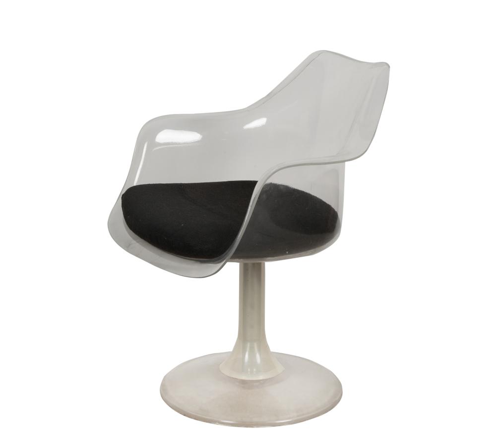 MOLDED ACRYLIC TULIP-STYLE