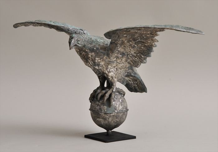 MOLDED ZINC MODEL OF AN EAGLE 12