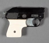 Mondial Pistola Lancia-Razzi M
