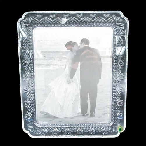 MONIQUE LHUILLIER WATERFORD CRYSTAL