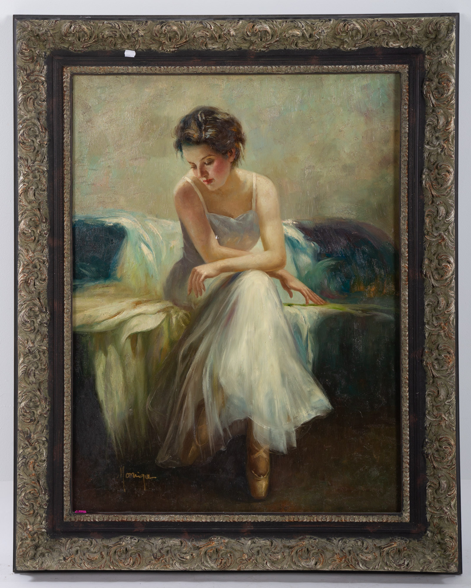 MONIQUE. PORTRAIT OF A LADY SEATED,