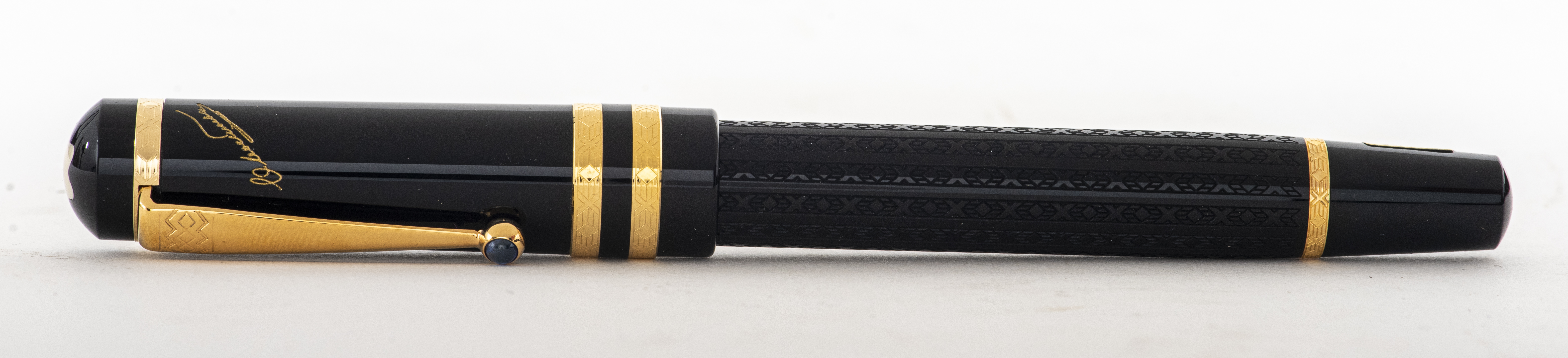 MONTBLANC 'DOSTOEVSKY' FOUNTAIN PEN