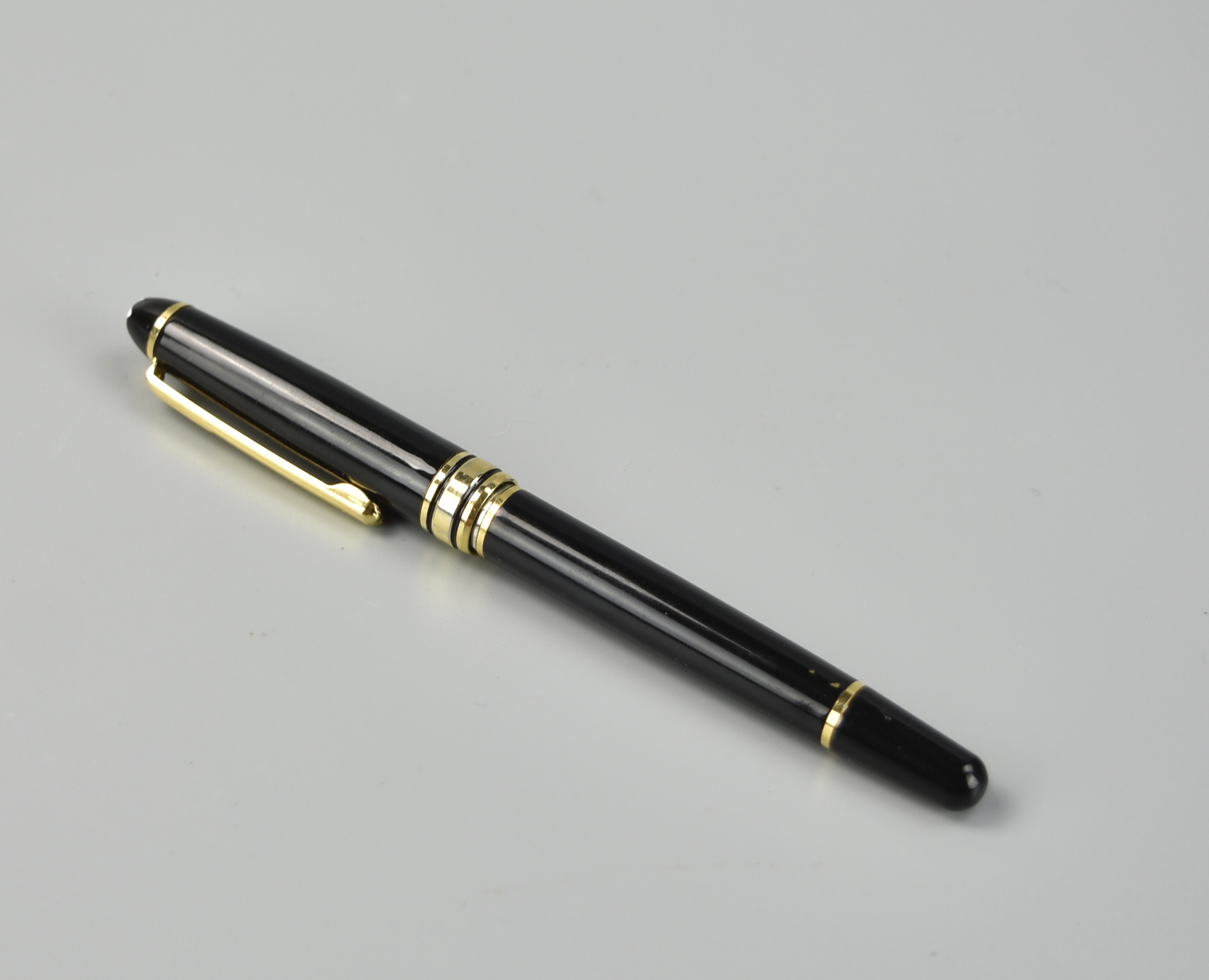 MONTBLANC MEISTERSTUCK BLACK