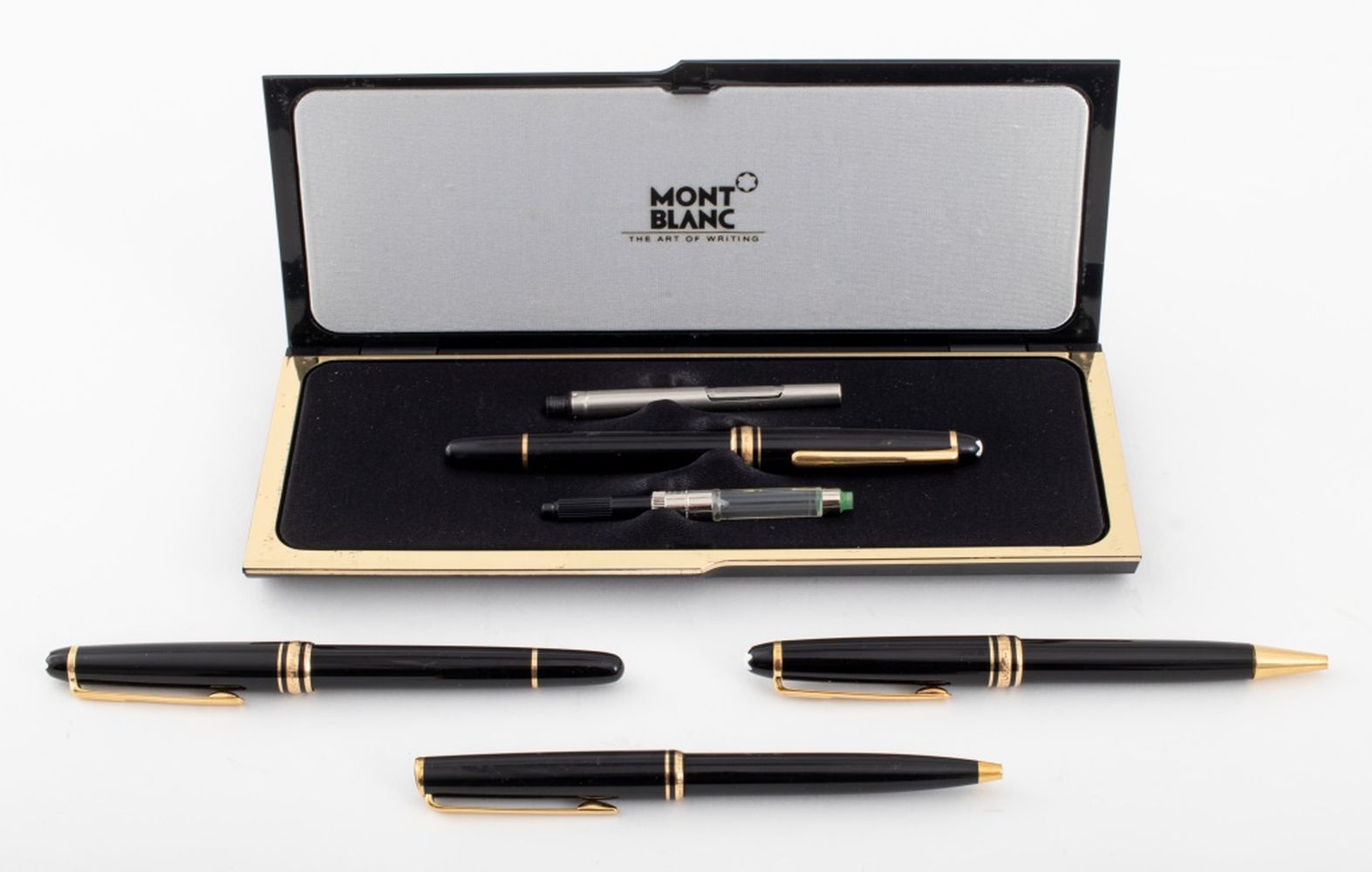 MONTBLANC MEISTERSTUCK FOUNTAIN &