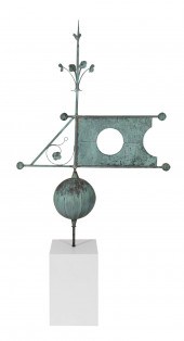 MONUMENTAL BANNERETTE AND SPHE