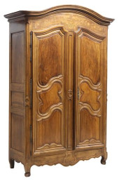 MONUMENTAL FRENCH PROVINCIAL L