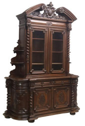 MONUMENTAL HENRI II STYLE CARV