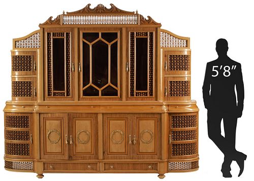 MONUMENTAL MOORISH-STYLE SPINDLED