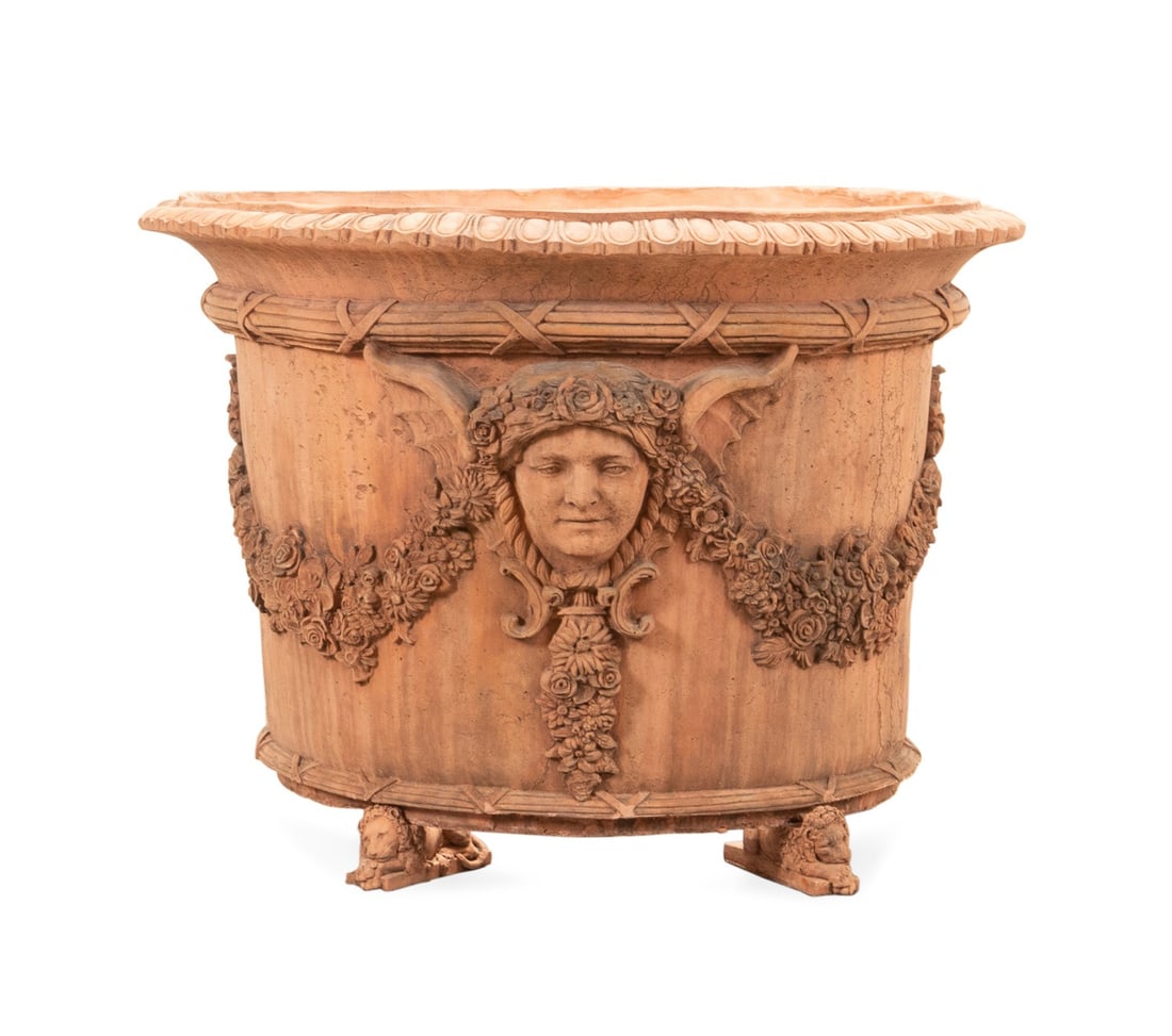 MONUMENTAL NEOCLASSICAL STYLE