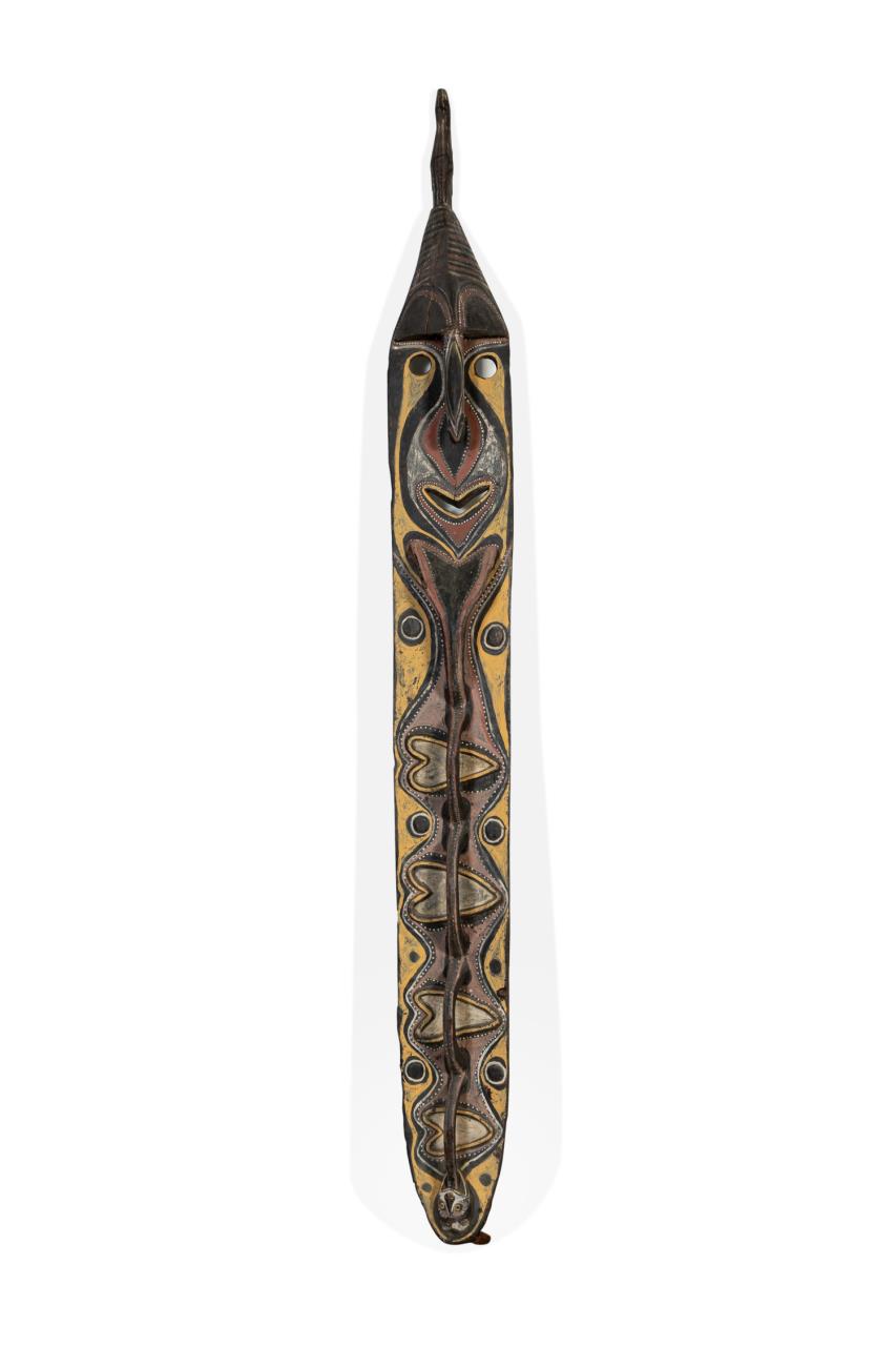 MONUMENTAL PAPUA NEW GUINEA