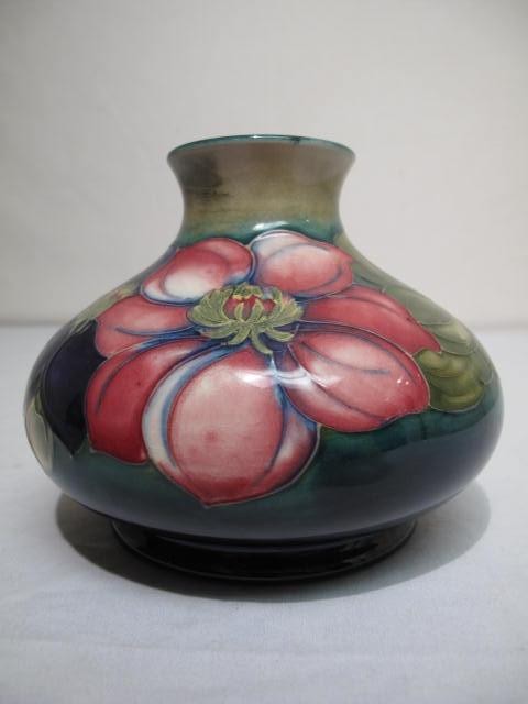 Moorcroft ''Anemone'' floral