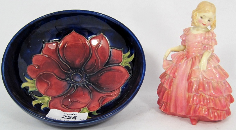 Moorcroft Bowl Decorated in the