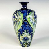 MOORCROFT FLORIAN WARE VASE, P