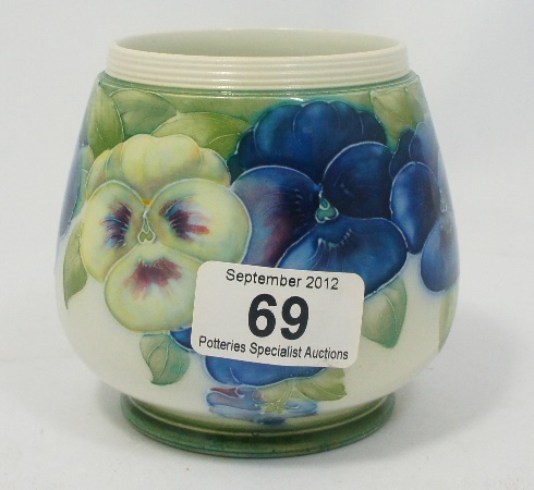 Moorcroft Macintyre florian Jar