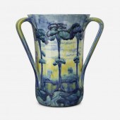 Moorcroft Pottery. Fine Hazled