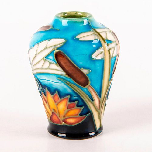 MOORCROFT POTTERY MINIATURE VASE,
