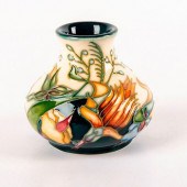 MOORCROFT POTTERY MINIATURE VA