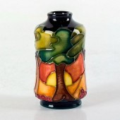 MOORCROFT POTTERY MINIATURE VA