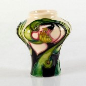 MOORCROFT POTTERY MINIATURE VA