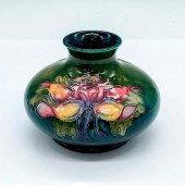 MOORCROFT POTTERY NICOLA SLANE