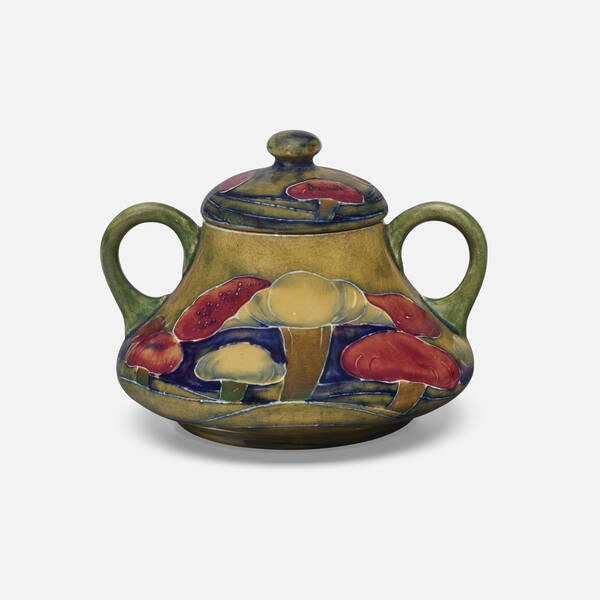 Moorcroft Pottery. Rare Claremont