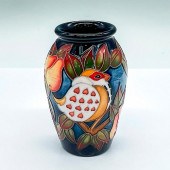 MOORCROFT POTTERY TRIAL VASE,