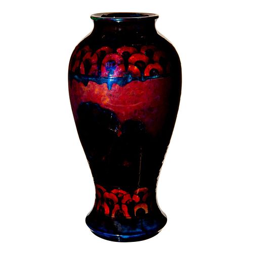 MOORCROFT POTTERY VASE, FLAMBE DAWN