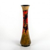MOORCROFT POTTERY VASE, POMEGR