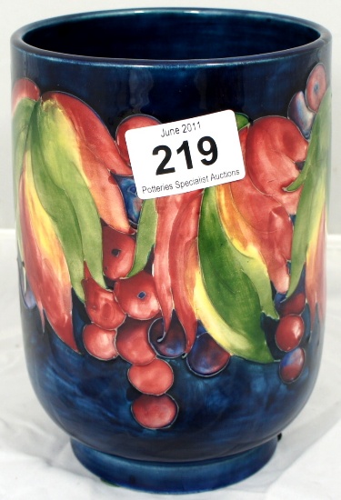 Moorcroft vase Decorated with