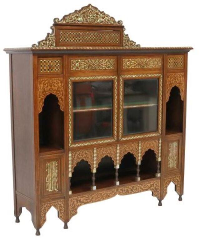 MOORISH MOP INLAID ROSEWOOD DISPLAY