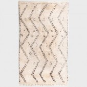 MOROCCAN BEIGE AND BLACK CARPE