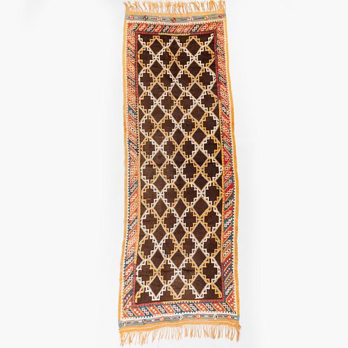 MOROCCAN GALLERY CARPETWith a