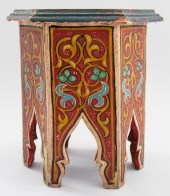 MOROCCAN STYLE DIMINUTIVE PAIN