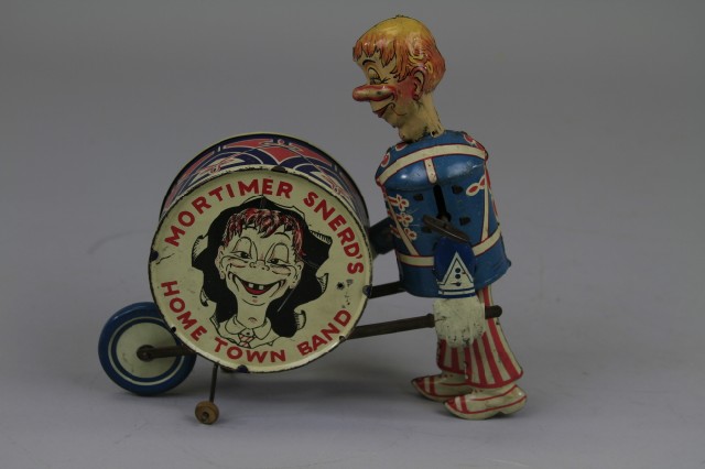 MORTIMER SNERD DRUMMER Louis Marx