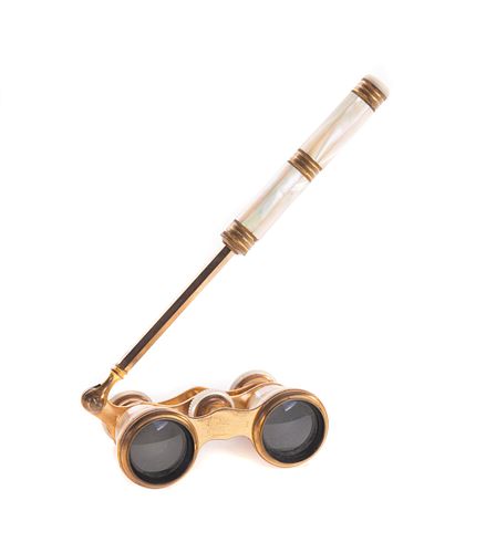 MOTHER OF PEARL OPRA GLASS W/