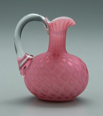 Mother-of-pearl satin glass