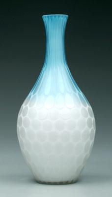 Mother-of-pearl vase, blue to white