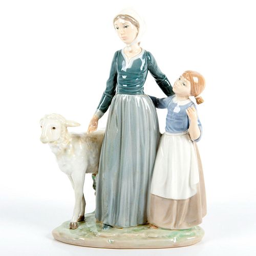 MOTHER W/CHILD & LAMB 1005299 -